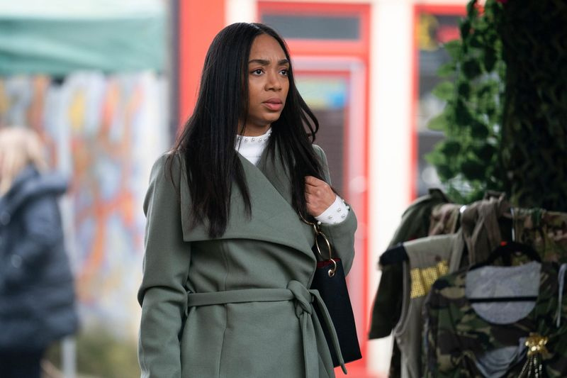 Semana 4 EastEnders Lunes Chelsea Fox