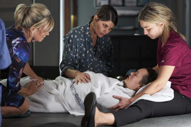 Kodus ja võõrsil, Bella Nixon