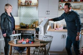 Spojlerji EastEnders: Je Shirley Carter za vedno izgubila sina Micka?