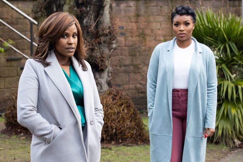 Celeste Faroe och Martine Deveraux i Hollyoaks