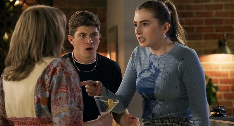 Nachbarn Spoiler, Mackenzie Hargreaves, Hendrix Greyson, Melanie Pearson
