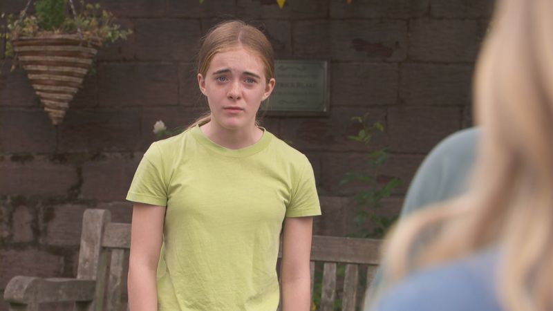 Ella Richardson en Hollyoaks interpretada por Erin Palmer