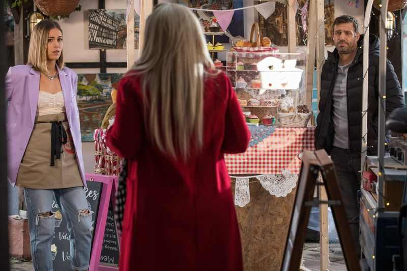 Greisa Bleka Hollyoaksā 5. nedēļa