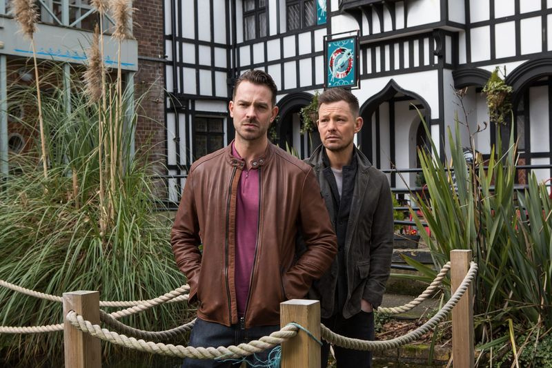 Hollyoaks Darren