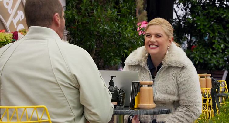 Toadie Rebecchi ja Rose Walker Naabrites