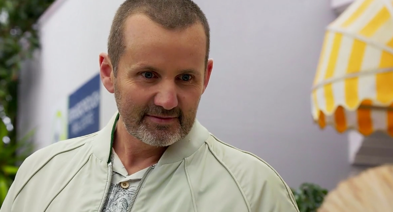 Toadie Rebecchi filmis Naabrid