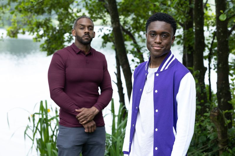 Felix mit Sohn DeMarcus Westwood in Hollyoaks