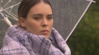 Hollyoaks spoileri: Trūkst! Ir bažas par Liberty Savage!