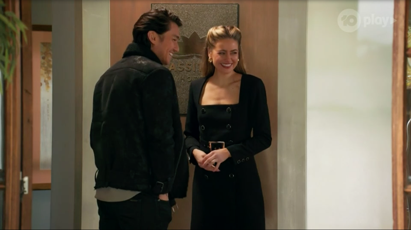 Naboers spoilere, Chloe Brennan, Leo Tanaka