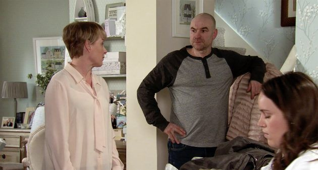 Faye velger Geoff fremfor Tim