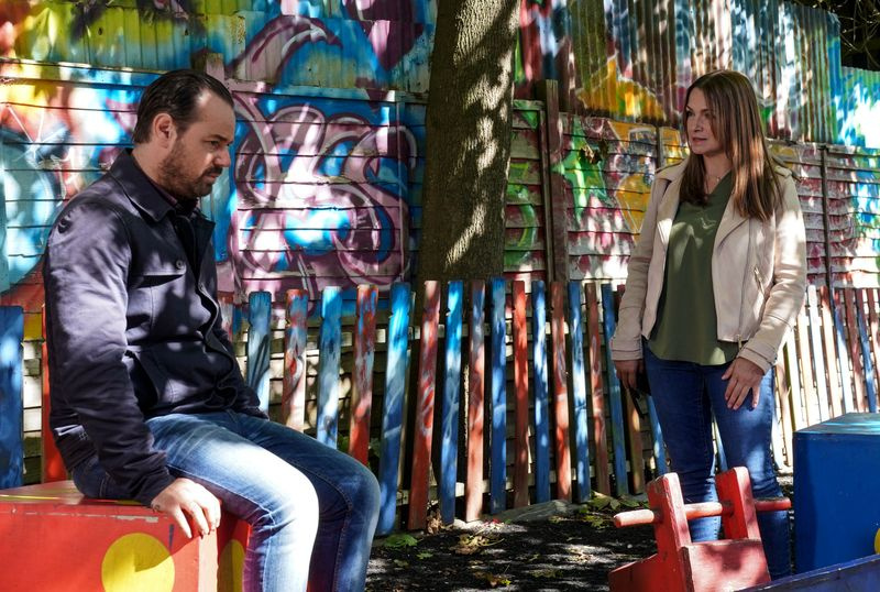 EastEnders Mick Carter ja Katy Lewis