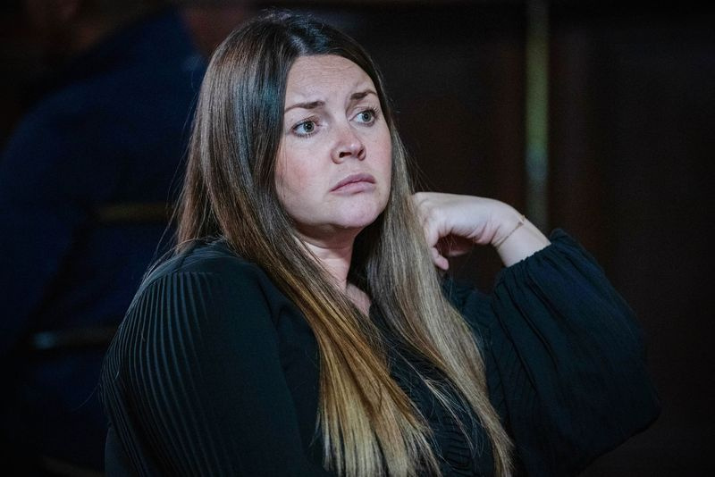 Stacey on EastEndersi plaanide pärast vihane