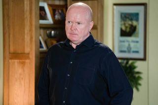 EastEndersin spoilerit: Phil Mitchell saa Callum Highwayn kyytiin