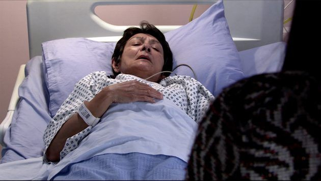 Yasmeen atsibunda ligoninėje