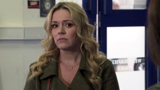 Spoilers pe Coronation Street: Natasha Blakeman merge la poliție!