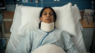 „Holby City“-Spoiler: Paralyzed Lucky sagt zu Max: „Ich will STERBEN!“