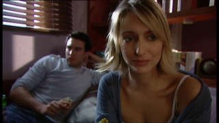 Hollyoaks@25: Nancy spoort Becca aan om Jake de waarheid te vertellen
