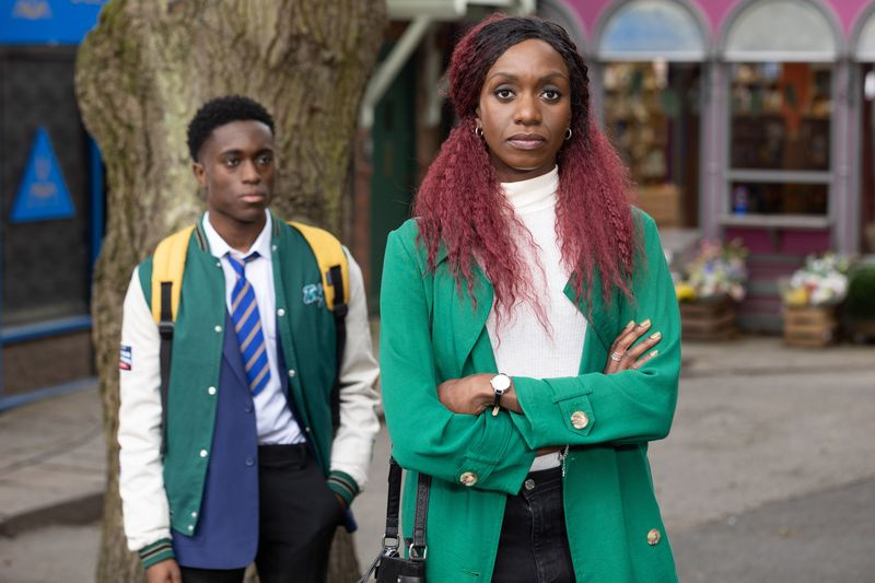 Viv e DeMarcus a Hollyoaks