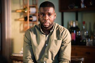 Isaac Baptiste ist in EastEnders besorgt