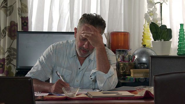 Dev a du mal avec ses finances