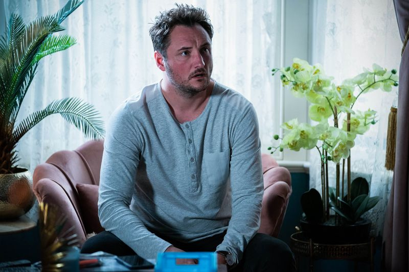Martinas Fowleris nusiminęs EastEnders