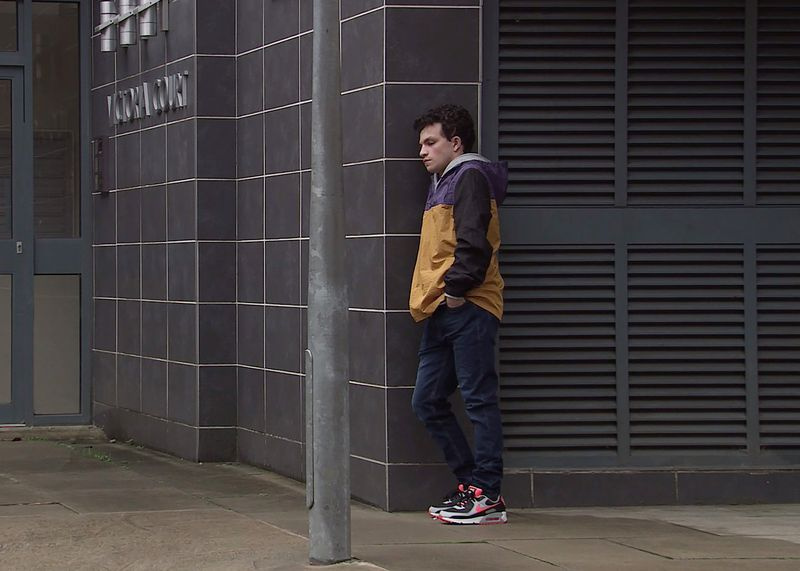 Simon Barlow si rammarica di tutto quello che ha fatto passare sua madre.