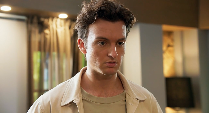 Naapurit spoilerit, Jesse Porter