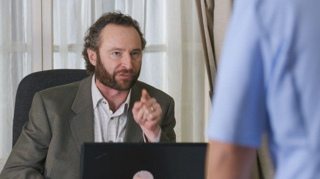Médecins spoilers, Noah Levi, Luca Mcintyre