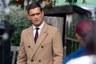 Jack har en misstänkt i tankarna i EastEnders