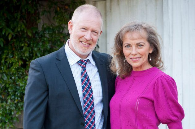 Vecinos, Jane Harris, Clive Gibbons