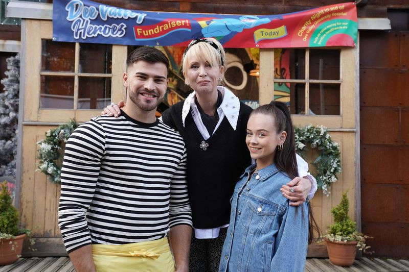 A família Nightingale em Hollyoaks.