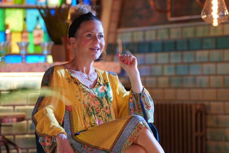 EastEnders Secrets Kellie Bright joue Linda Carter