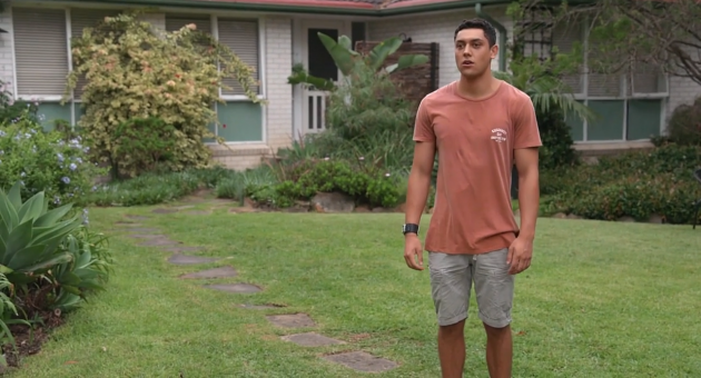 Em casa e fora, Nikau Parata
