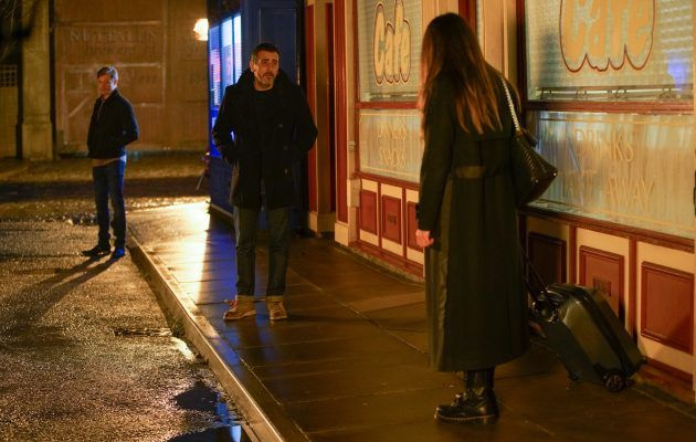 Coronation Street spoilers: Ο Peter Barlow εκλιπαρεί την Carla για μια δεύτερη ευκαιρία