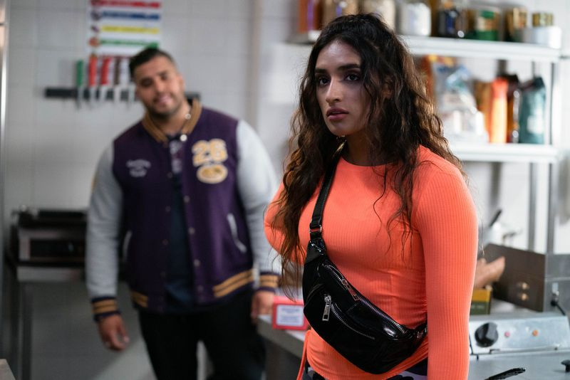 Habiba și Jags încă se întâlnesc în secret în Eastenders