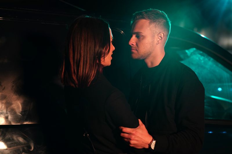 Ethan och Maya i Hollyoaks.