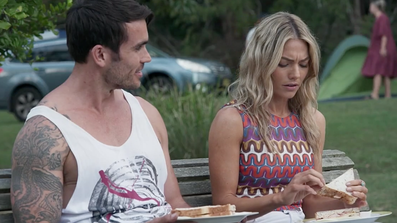 Cash Newman en Jasmine Delaney in Thuis en Uit