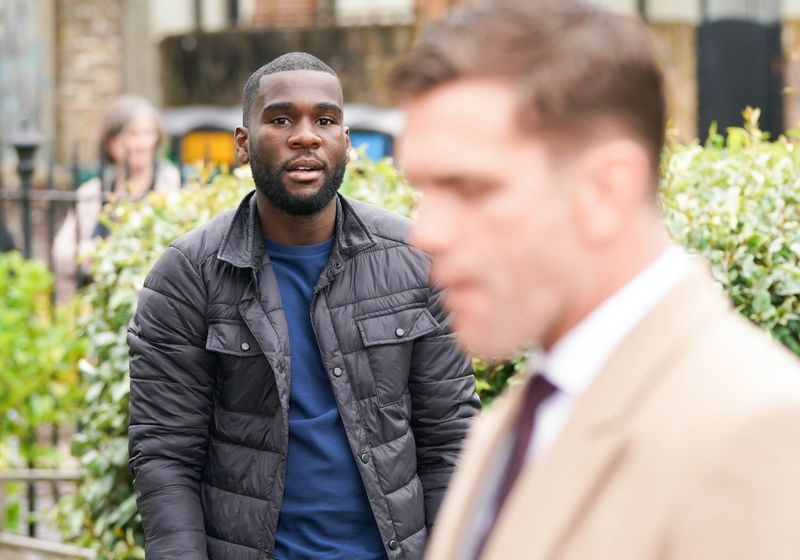 Jack Branning hat eine Auseinandersetzung mit Isaac Baptiste