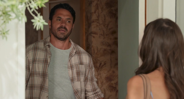 Home and Away, Ari Parata, Mackenzie Booth