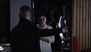 Coronation Street spoilers: Ο Gary Windass βρίσκει μια τραυματισμένη Faye στο γραφείο του Ray!