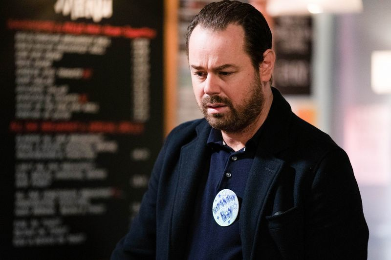 Săptămâna 3 EastEnders Marți 6206 Mick Carter și Frankie Lewis