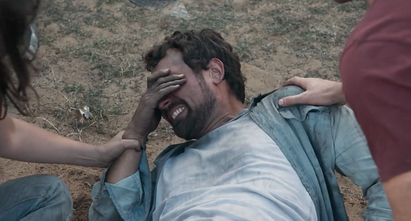 Spoilers de casa e fora, Emmett Ellison