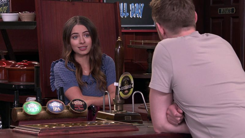De wanhopige Daisy wordt op een leugen betrapt.