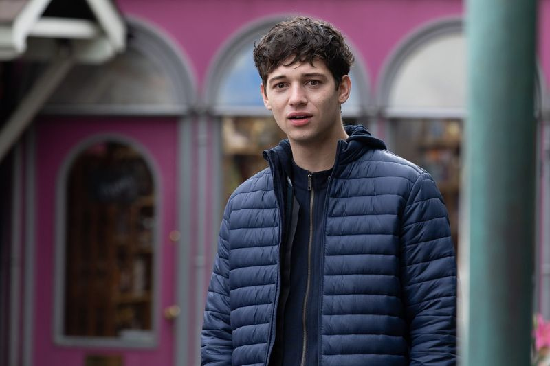 Ollie Morgan în Hollyoaks.