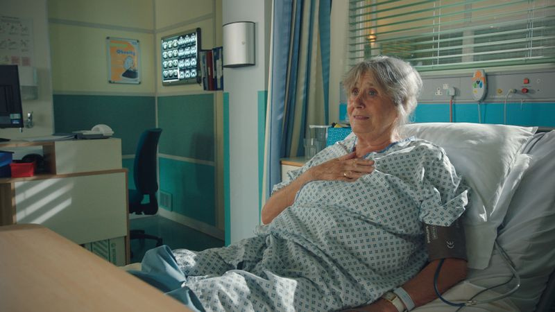 Κυρία Donaldson Holby City