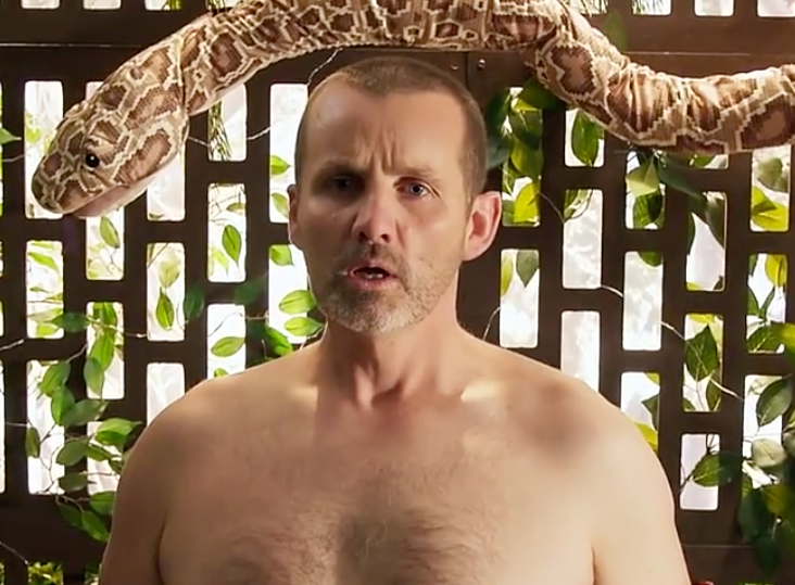 Toadie Rebecchi v Sosedih.