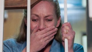 Spoilers de Holby City: ¡Essie recibe noticias IMPACTANTES!