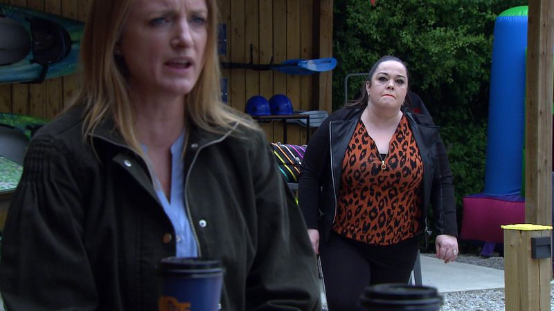 Mandy Dingle