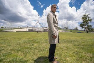 'Buren' spoilers: WAAROM is Paul Robinson in Canberra?