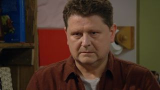 Spoilere Emmerdale! TRADAT! Furios Paul Ashdale ia o decizie pripită